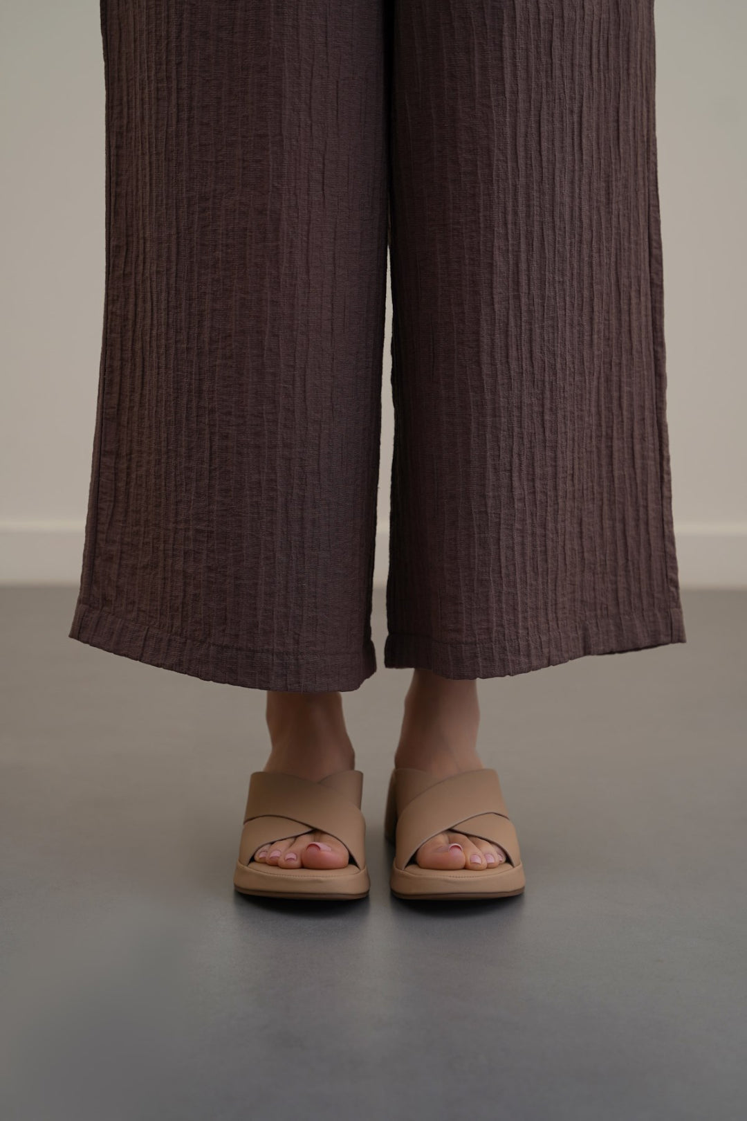 LIGHT TAUPE WIDE FIT MAMA HEELS