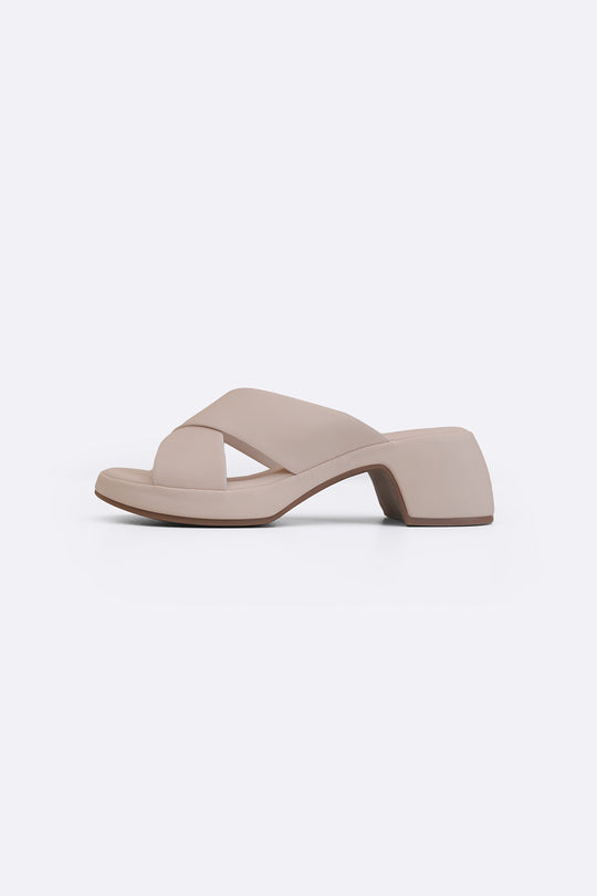 NUDE WIDE FIT MAMA HEELS