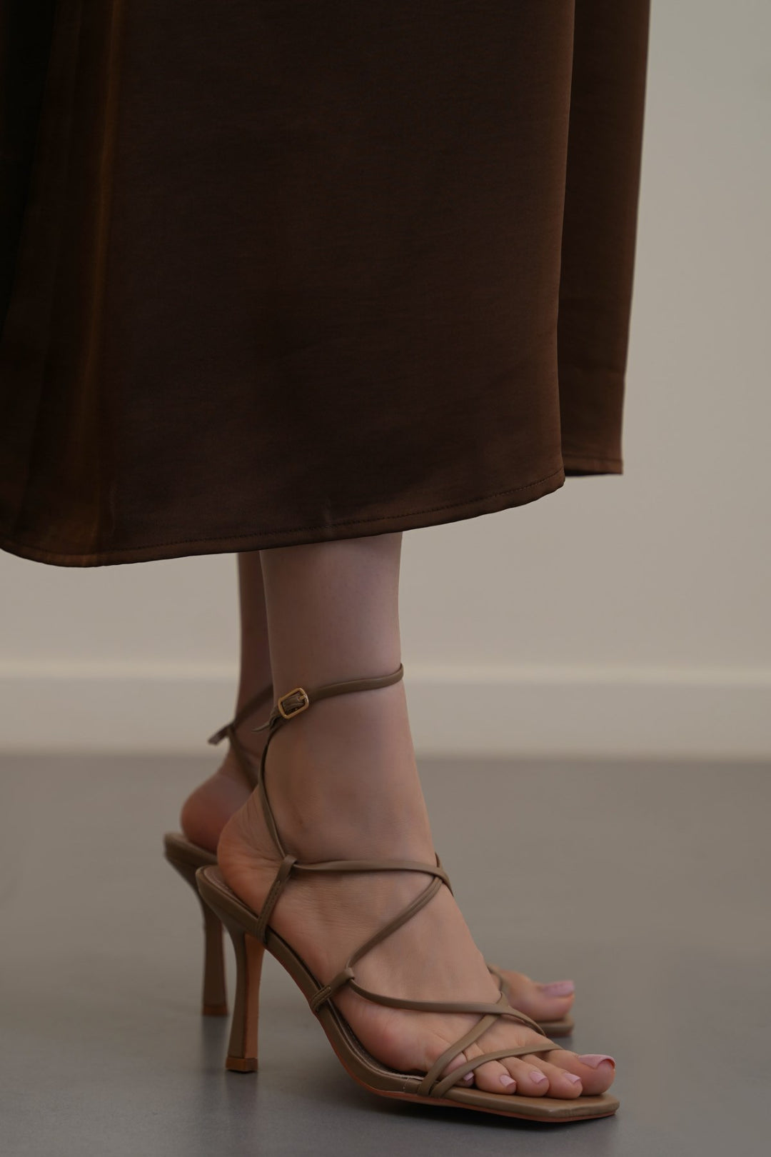 KHAKI KATIE STILETTO