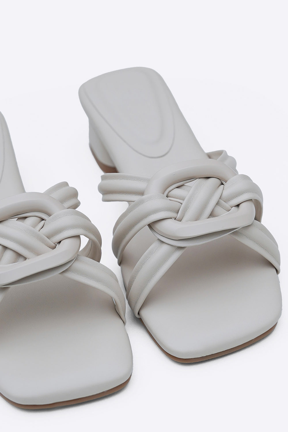 OFF WHITE SOFT EVERYDAY HEELS