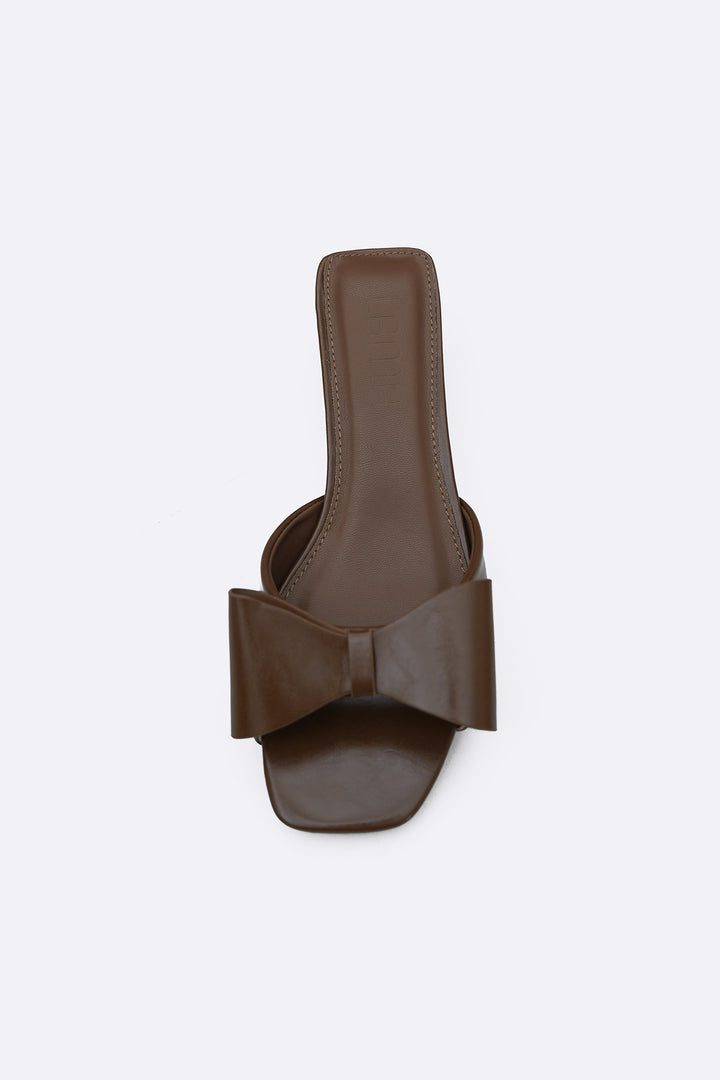 BROWN BOWIE BOW HEELS