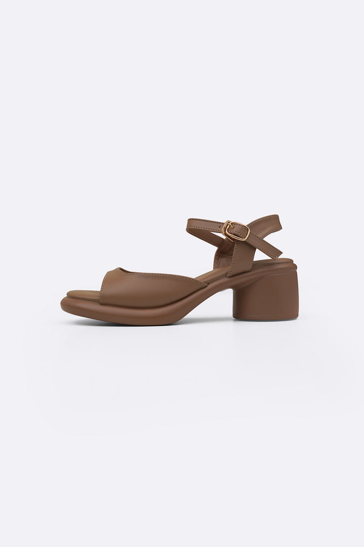 BEIGE GETAWAY MAMA SANDALS