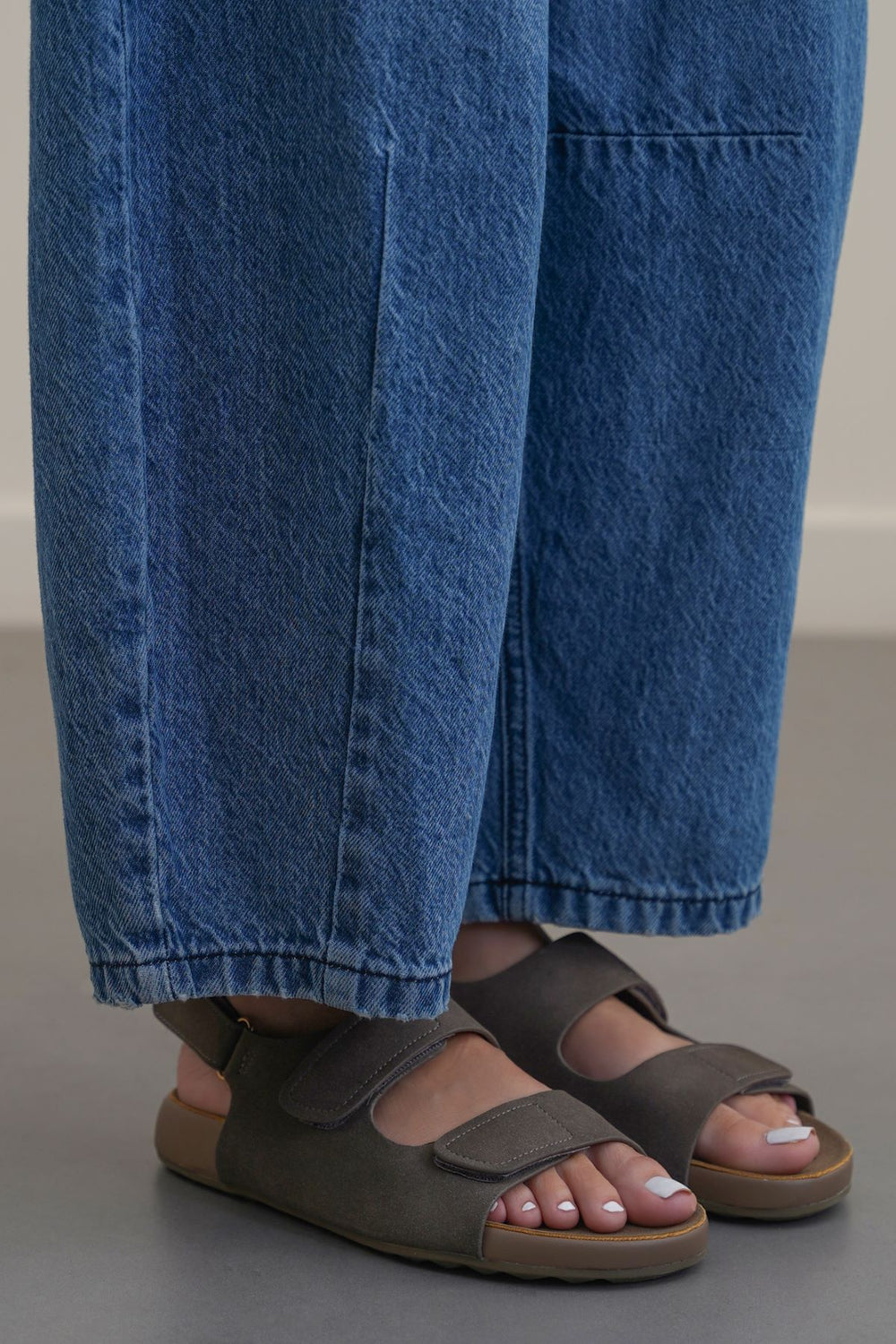 OLIVE TRAVEL MAMA SANDALS