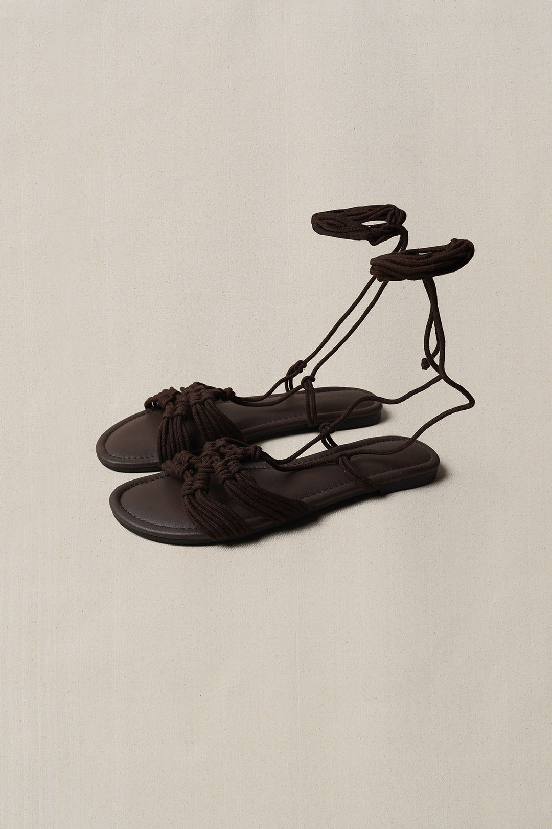 CHOCOLATE CAPRI WOVEN SLIDES