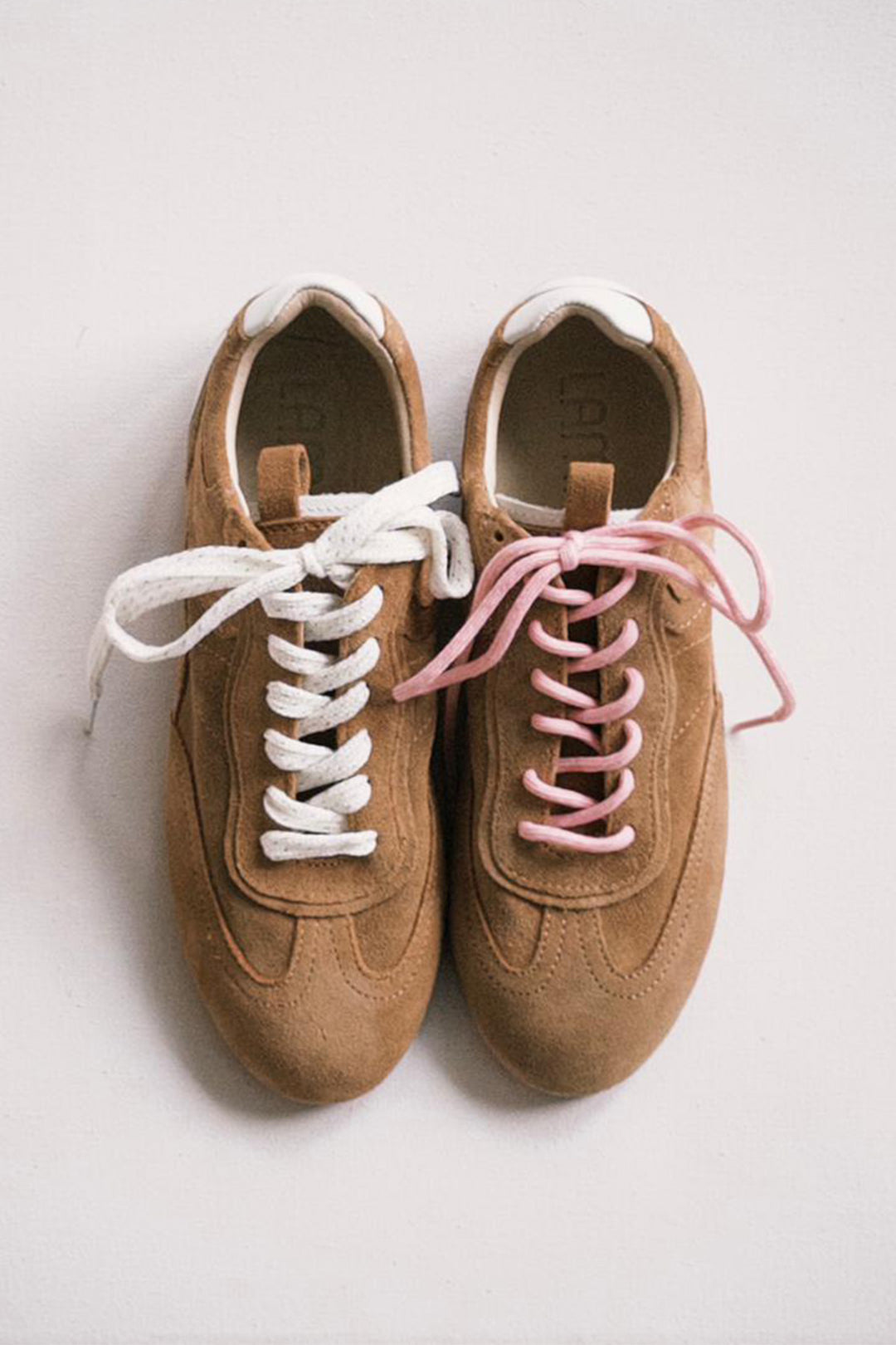 BEIGE LEATHER 2-LACE SNEAKERS