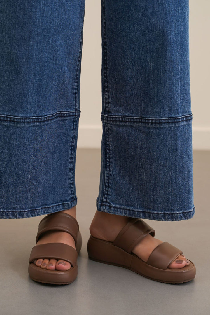 BROWN MARSHMALLOW MAMA SLIDES