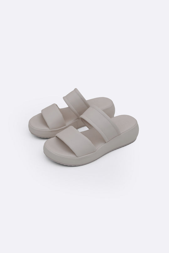 LIGHT BEIGE CLOUD MAMA SLIDES