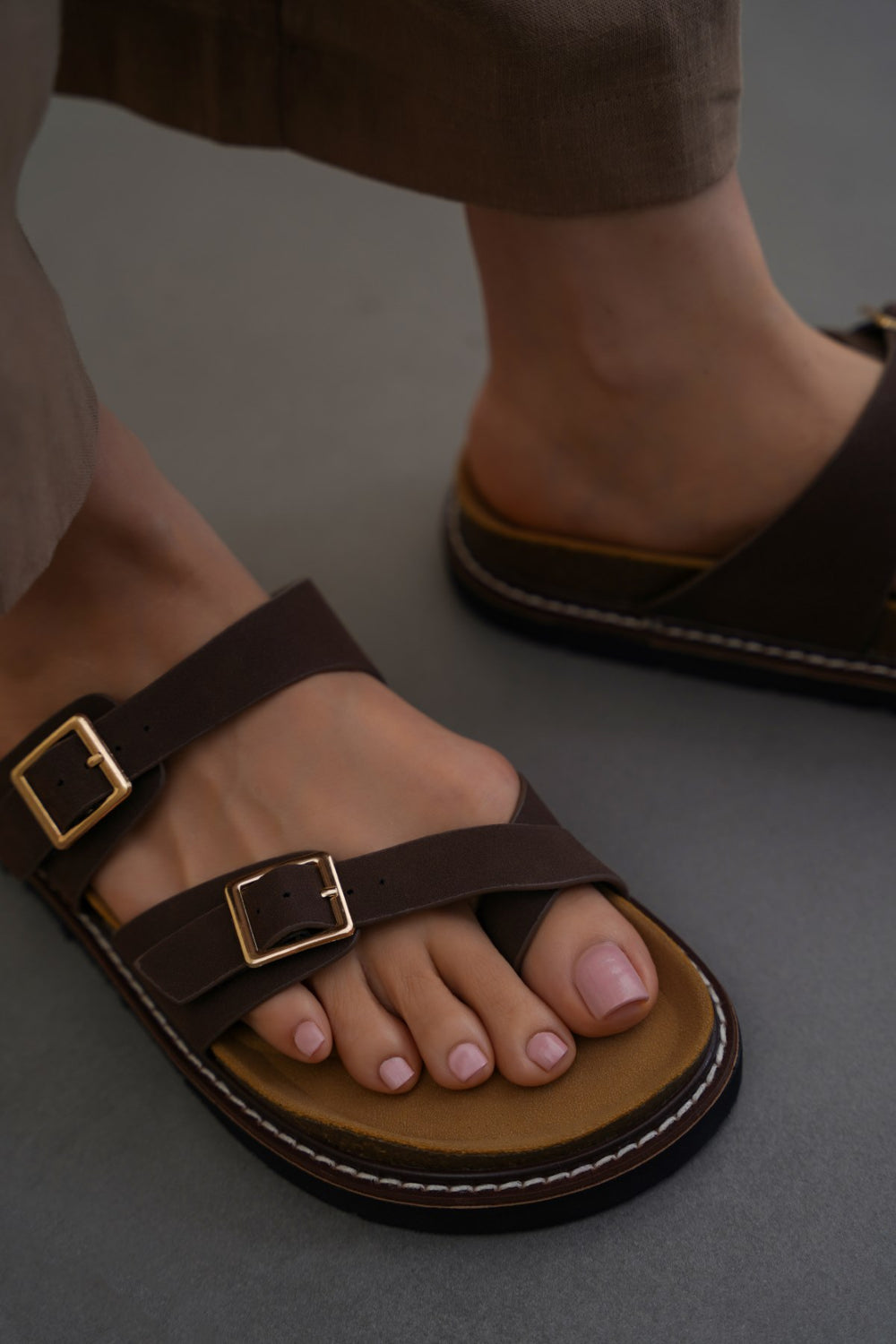 COFFEE ATHENS BUCKLE SLIDES