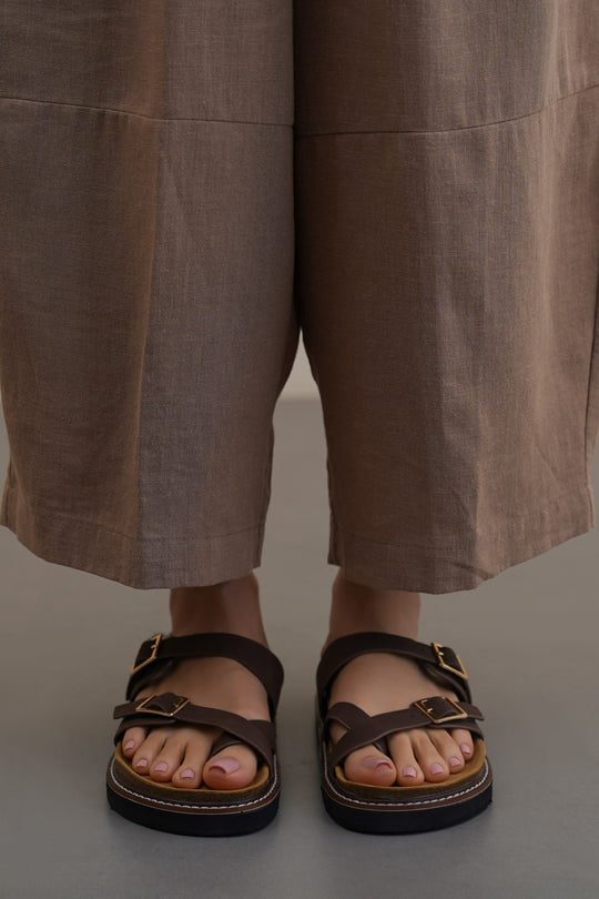 COFFEE ATHENS BUCKLE SLIDES