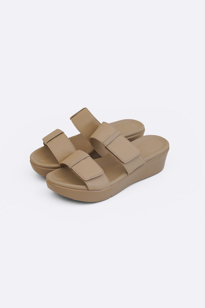 BEIGE GO MAMA SLIDES