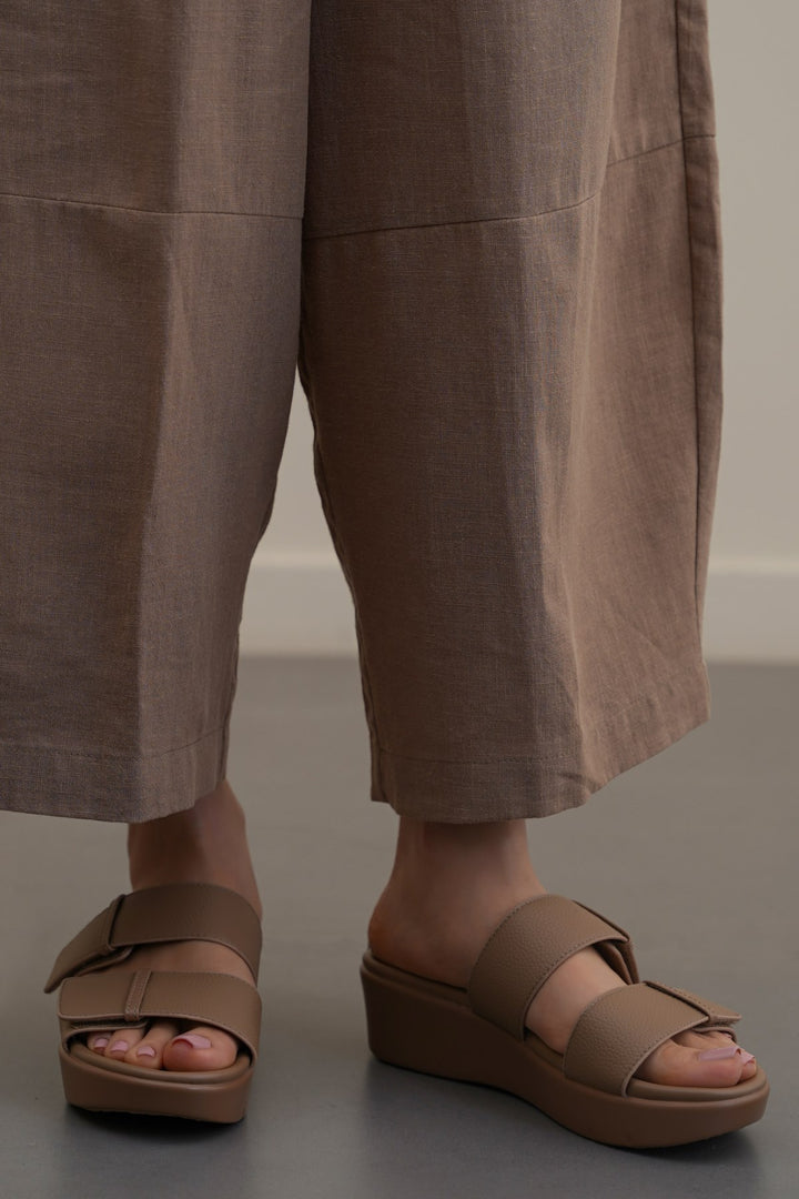 KHAKI GO MAMA SLIDES