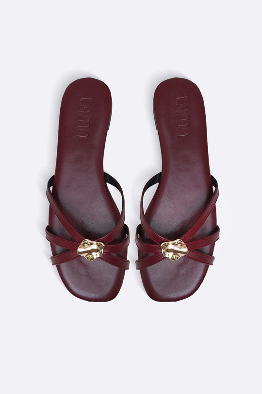 MAROON MINIMALIST FESTIVE SLIDES