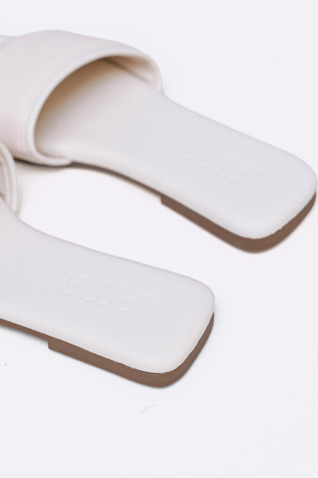 OFF WHITE EVERYDAY CUSHIONED SLIDES