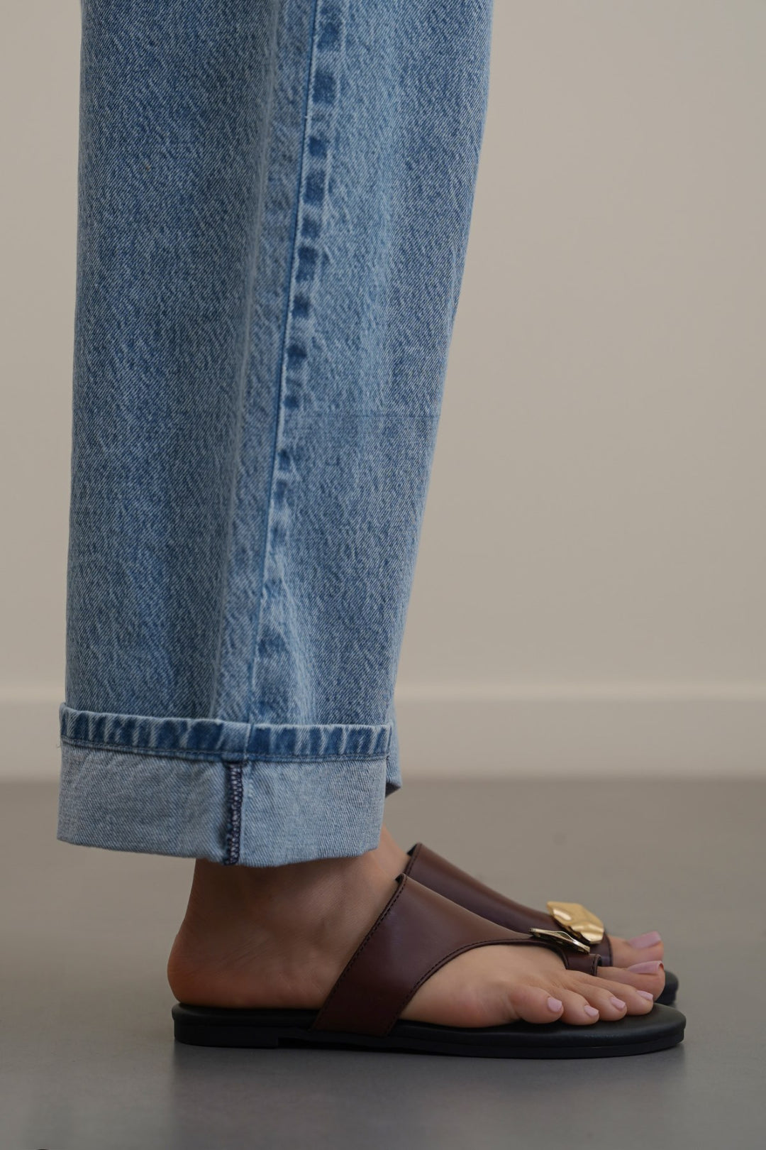 COFFEE EASY PARTY TOE SLIDES