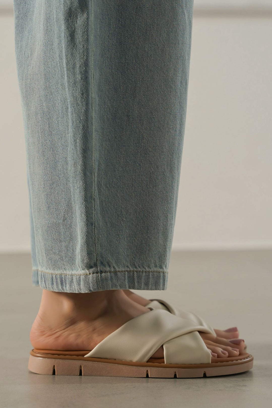 CREAM TIME-OUT MAMA SLIDES