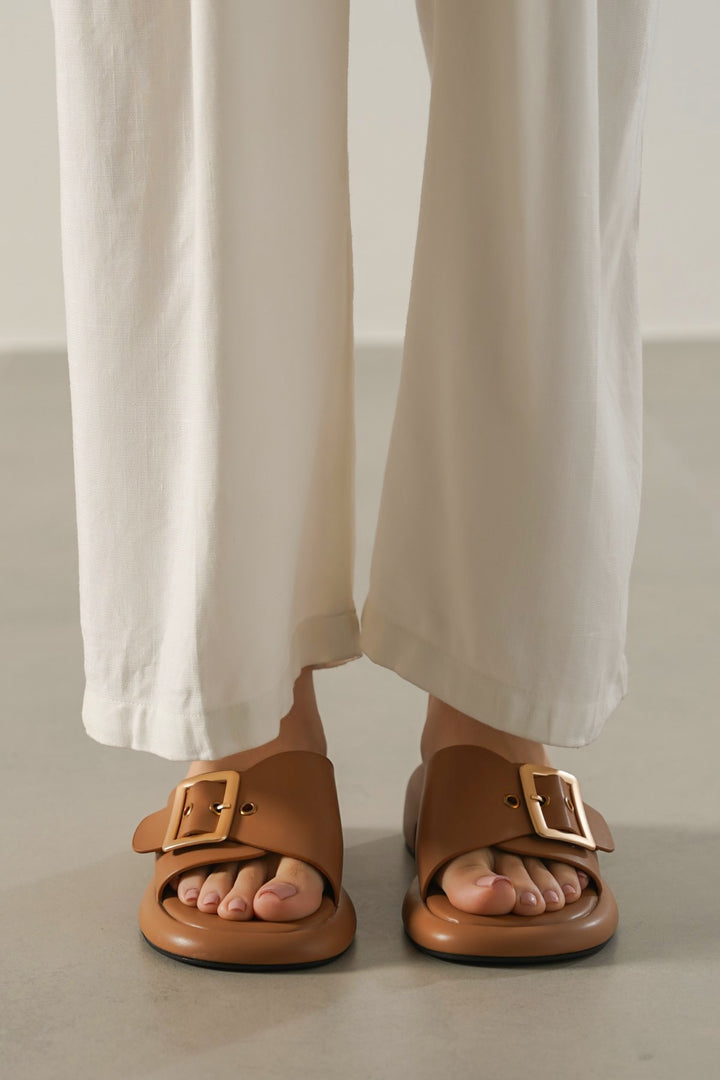 TAN BUCKLE MAMA SLIDES