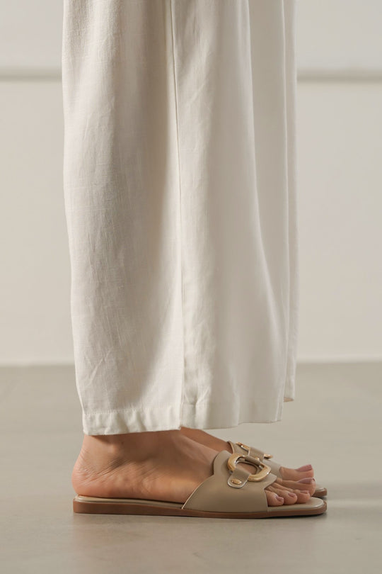 CREAM EASY BUCKLE SLIDES