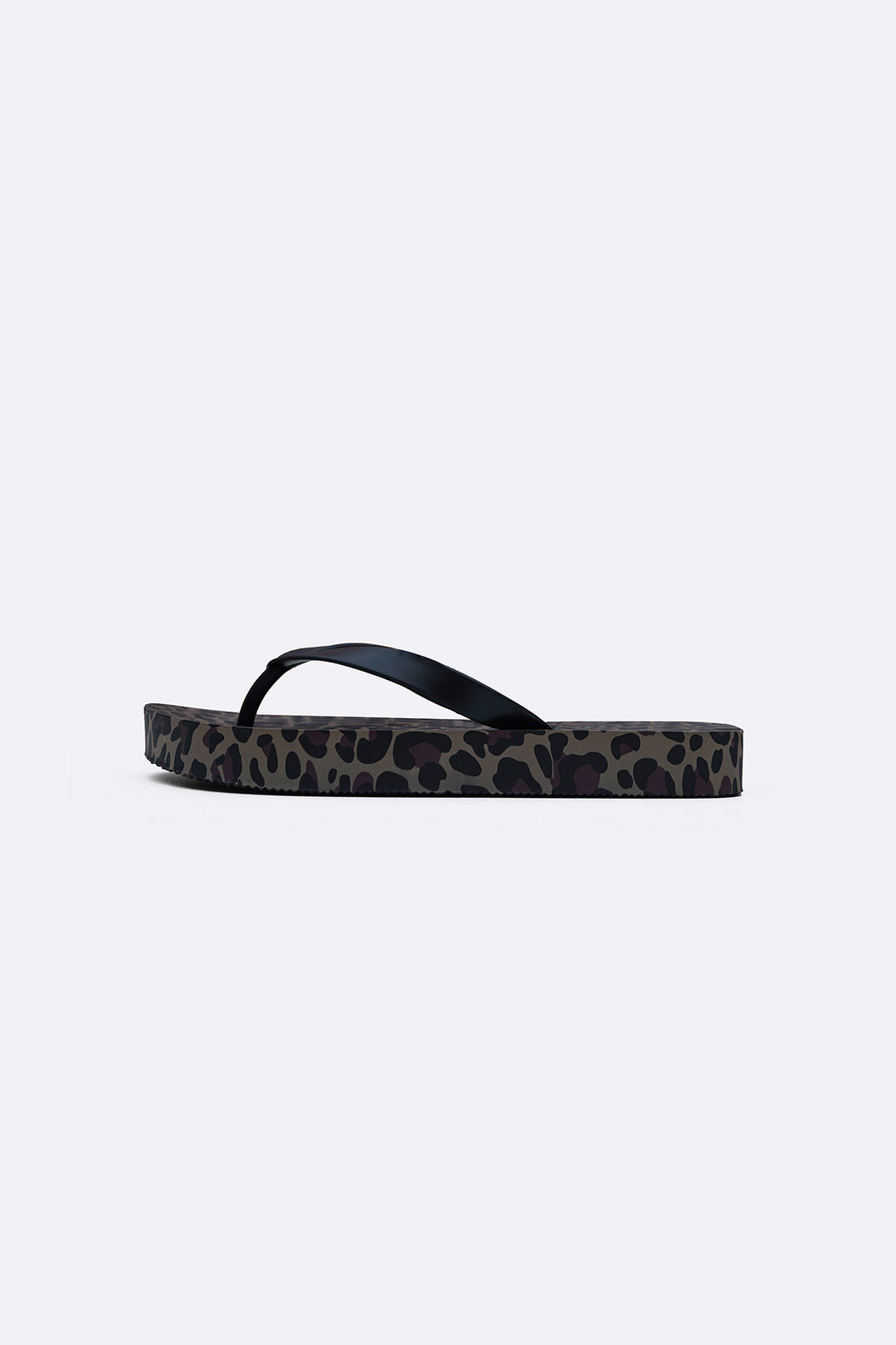 BEIGE JUNGLE FLIPS