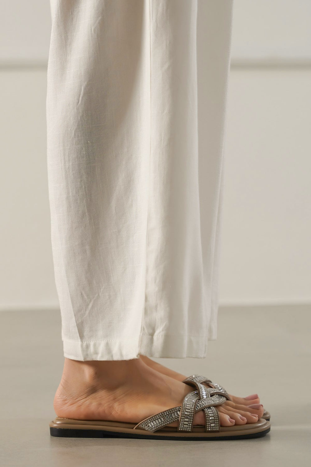 TAUPE MERINO STUDDED SLIDES