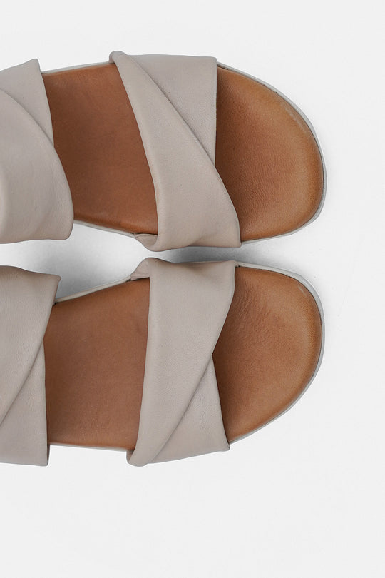 OFF WHITE MOUSSE MAMA LEATHER SLIDES