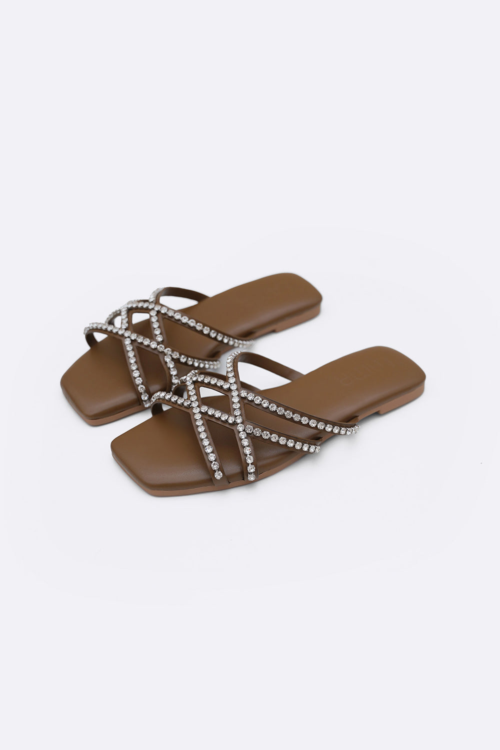 BROWN VIOLA STUDDED SLIDES