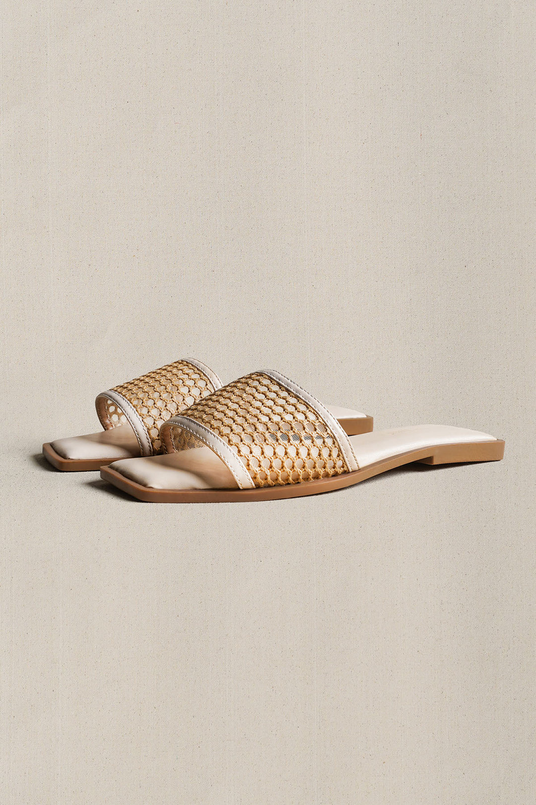 OFF WHITE MESH SQUARE TOE SLIDE