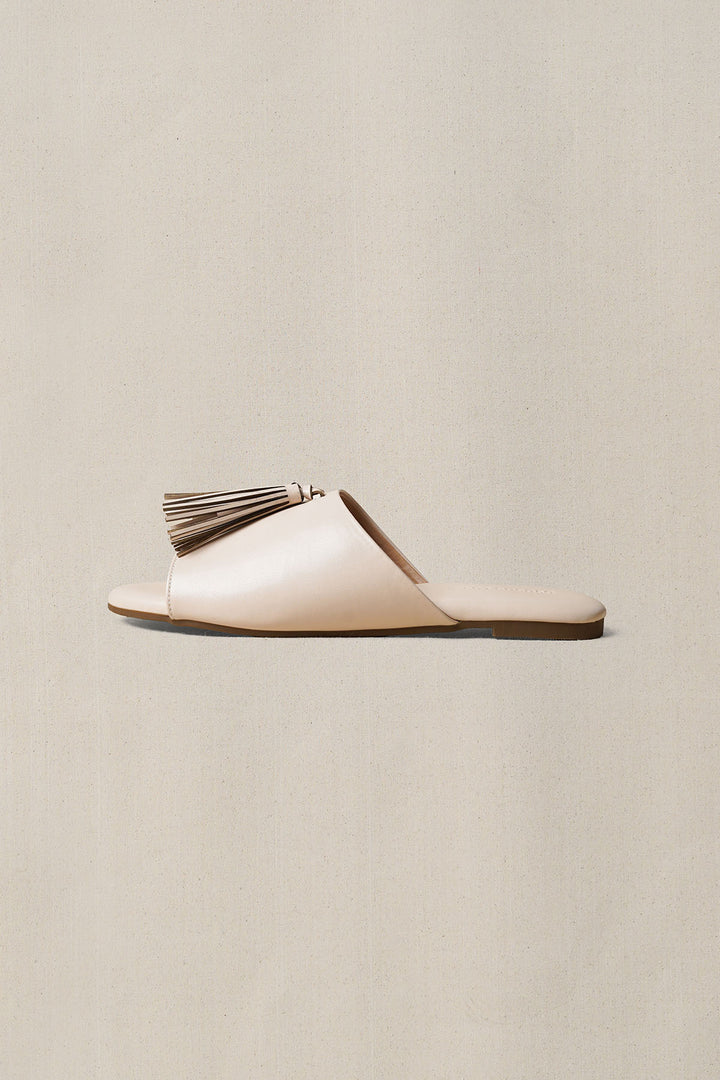 OFF WHITE TROPIC TASSEL SLIDES