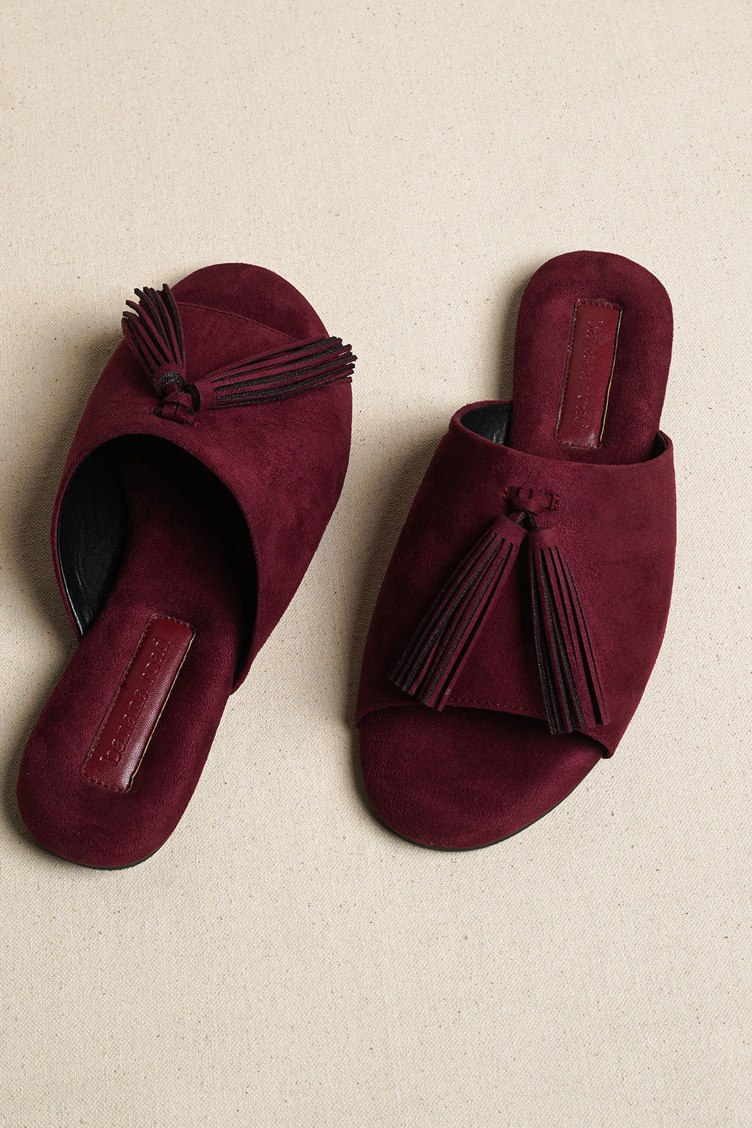 PLUM TROPIC TASSEL SLIDES