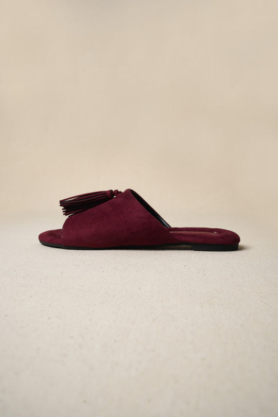 PLUM TROPIC TASSEL SLIDES