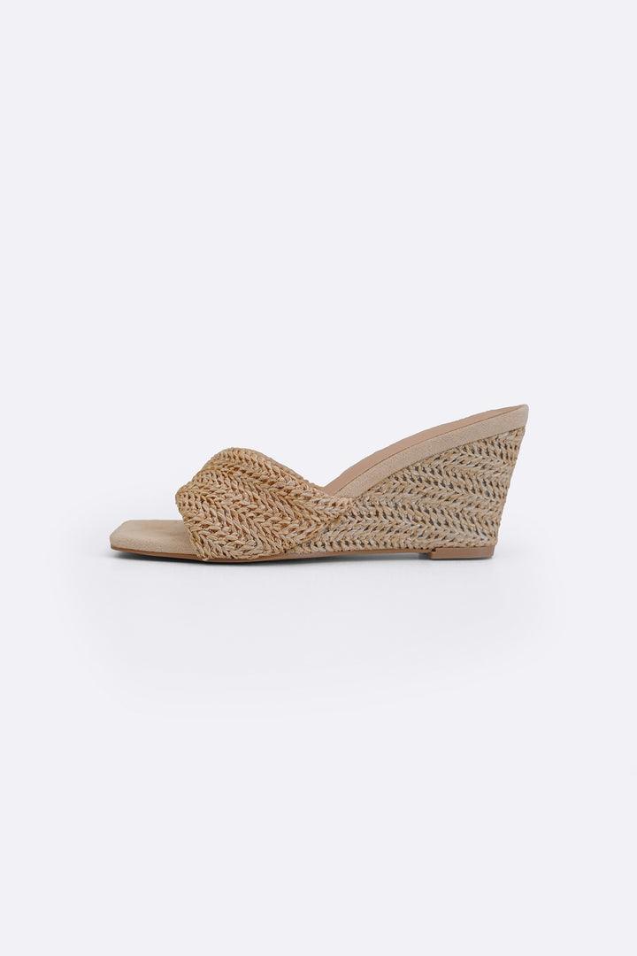 LIGHT BEIGE ISLA WOVEN WEDGES