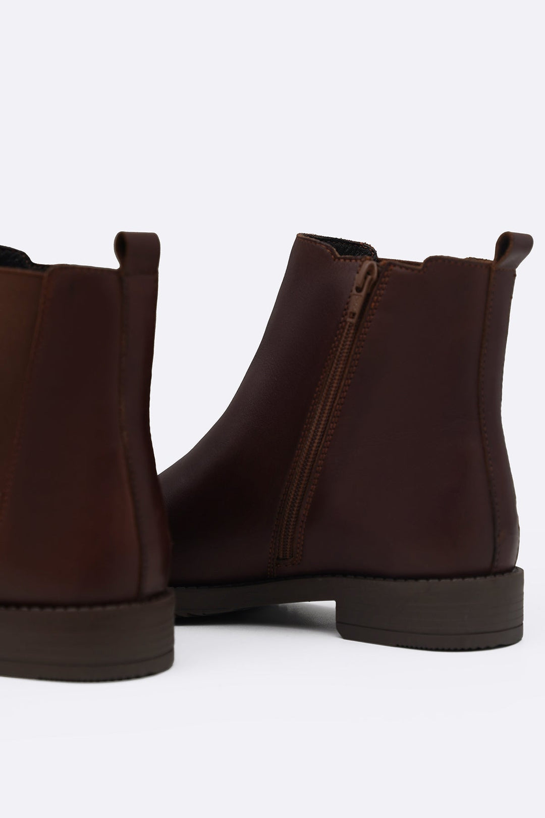 BROWN LEATHER CHELSEA BOOTS