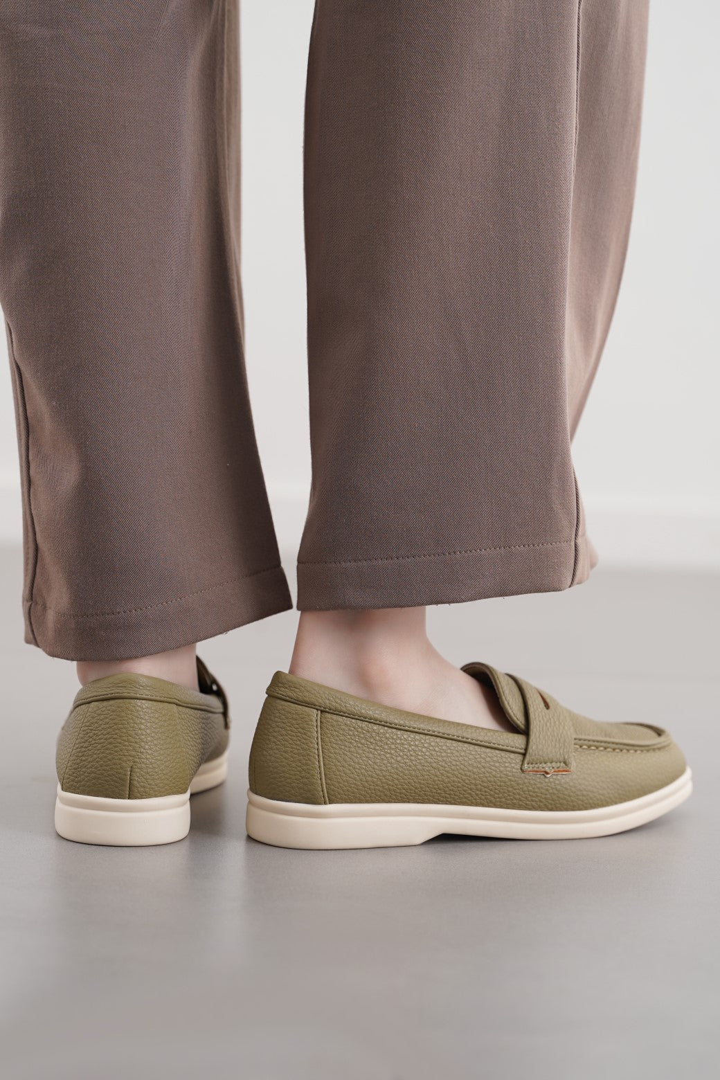 GREEN CLOUD MAMA LOAFERS