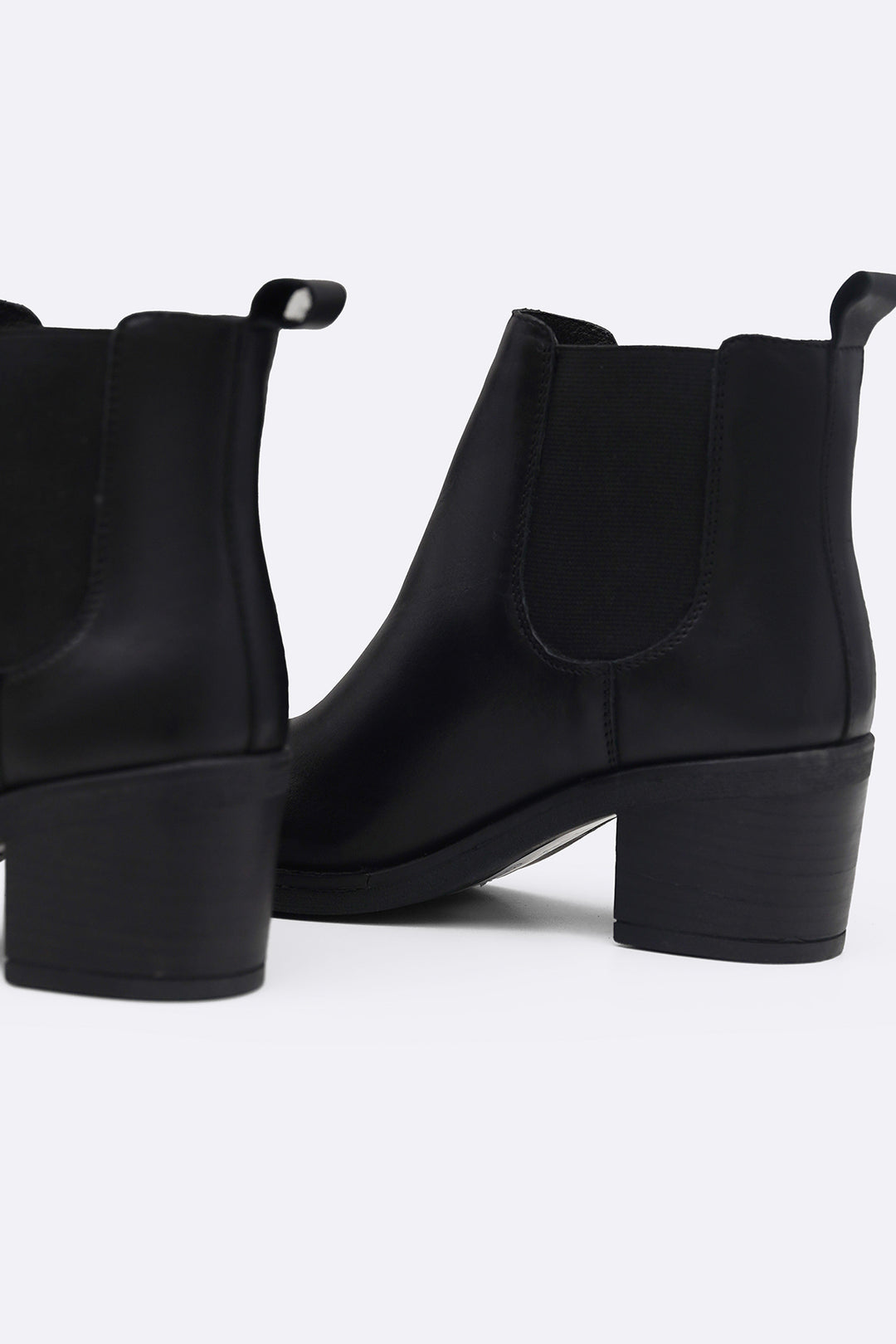 BLOCK LEATHER BOOTS