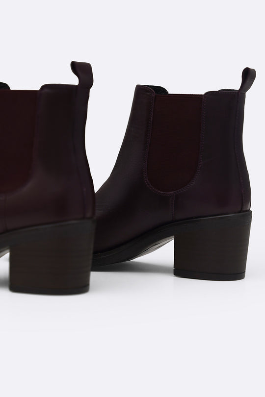BLOCK LEATHER BOOTS