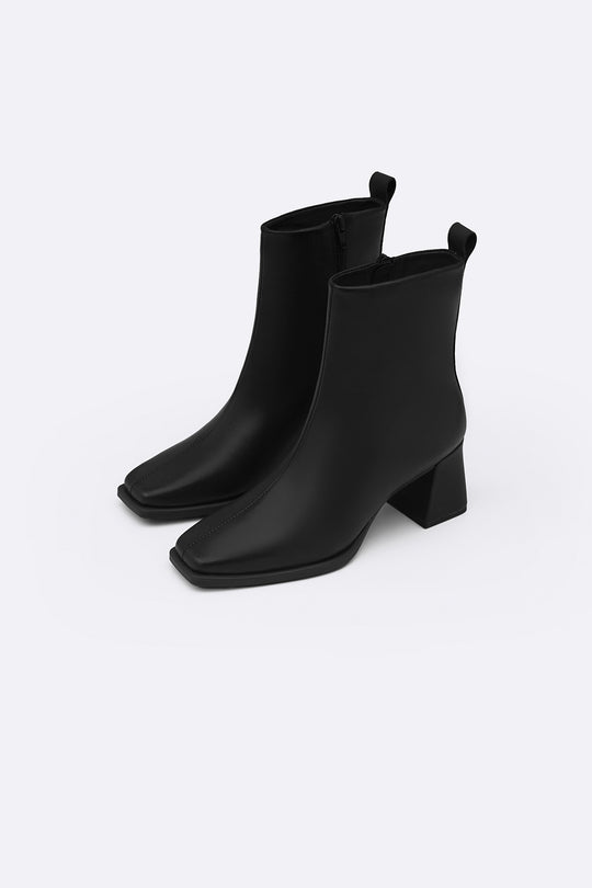 TOP-STITCH LEATHER BOOTS