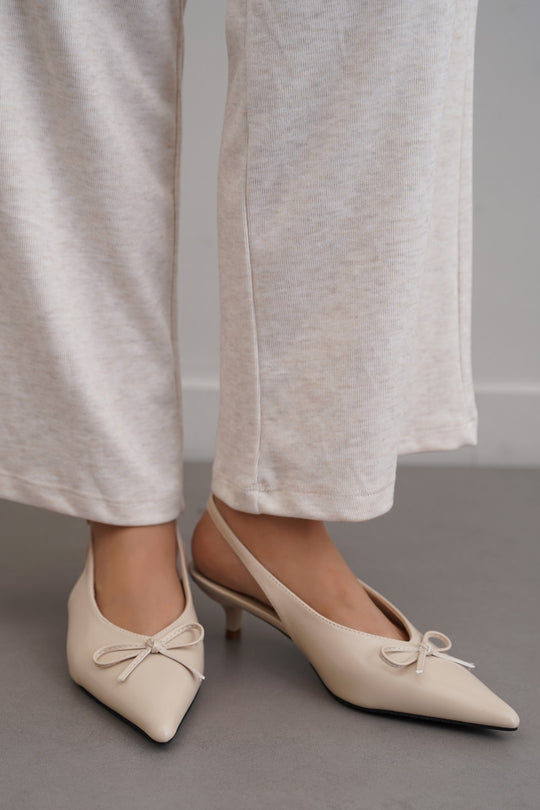 BOW CHARM HEELS