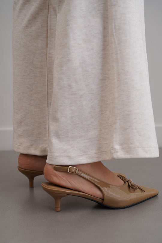BOW CHARM HEELS