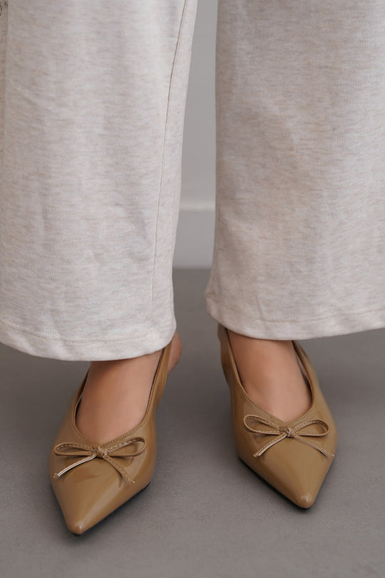 BOW CHARM HEELS