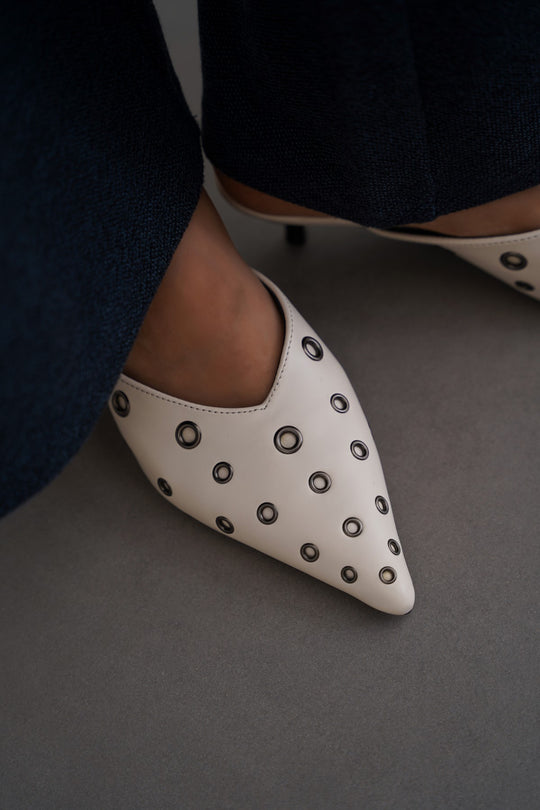 REBEL RIVETS HEELS