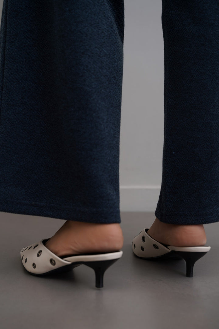 REBEL RIVETS HEELS