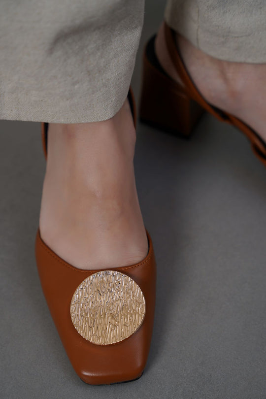 TAN SLINGBACK BLOCK HEELS