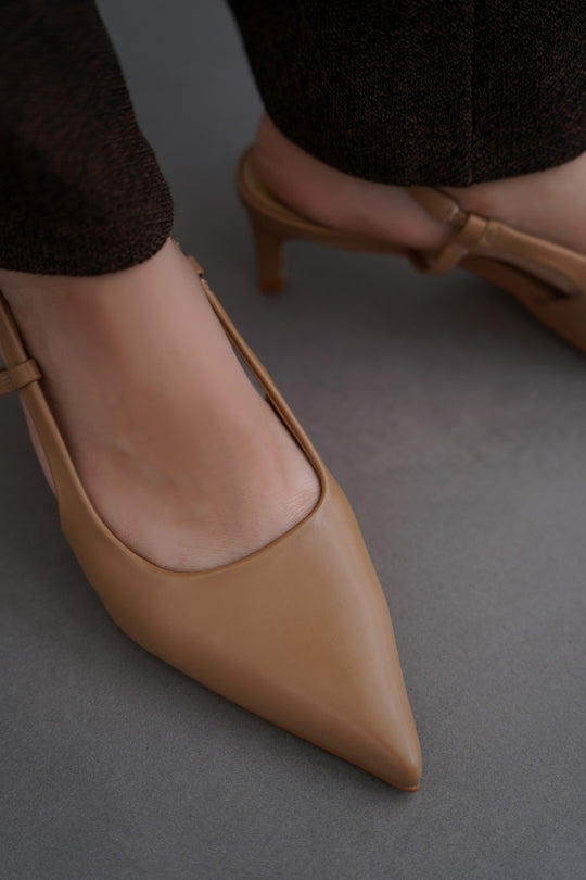 NORA KITTY HEELS