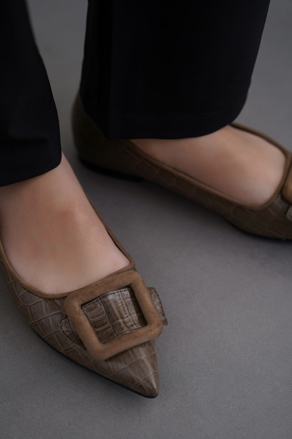 TAUPE SEINE BUCKLE PUMPS