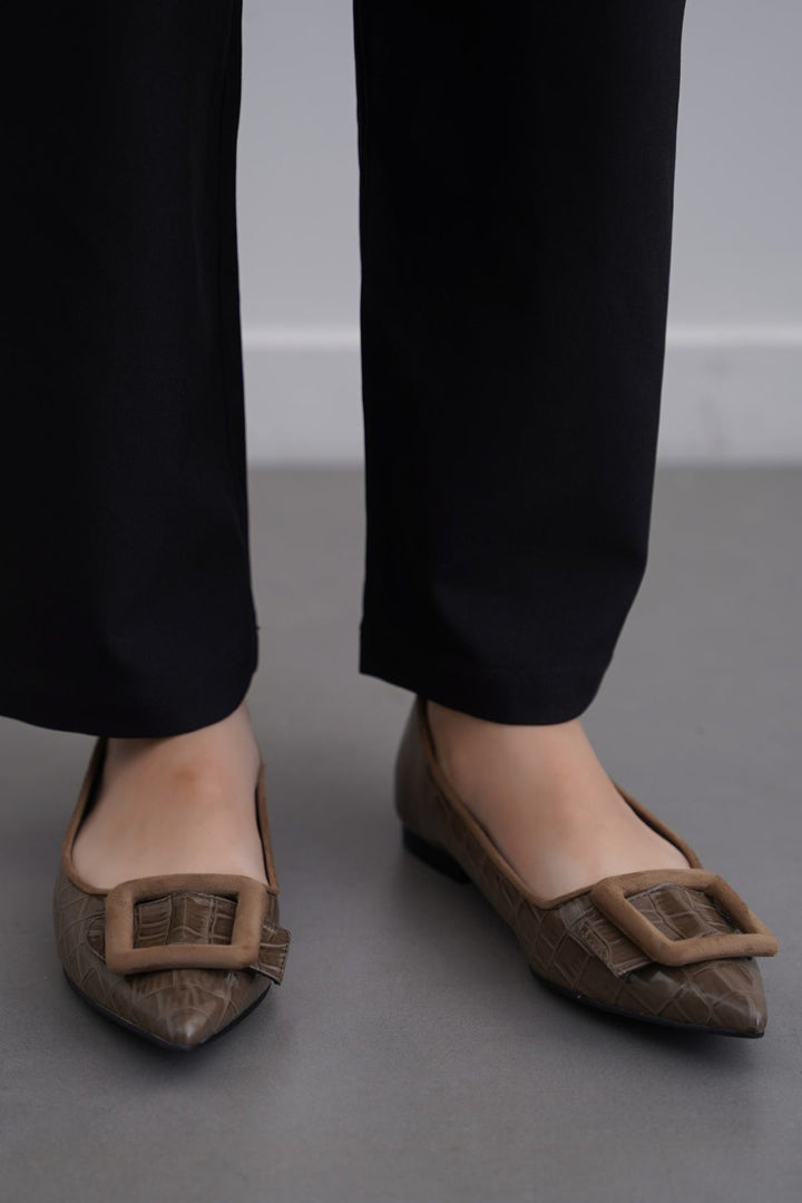 TAUPE SEINE BUCKLE PUMPS