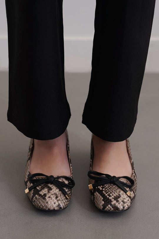 KHAKI MONDAY BLOCK HEELS