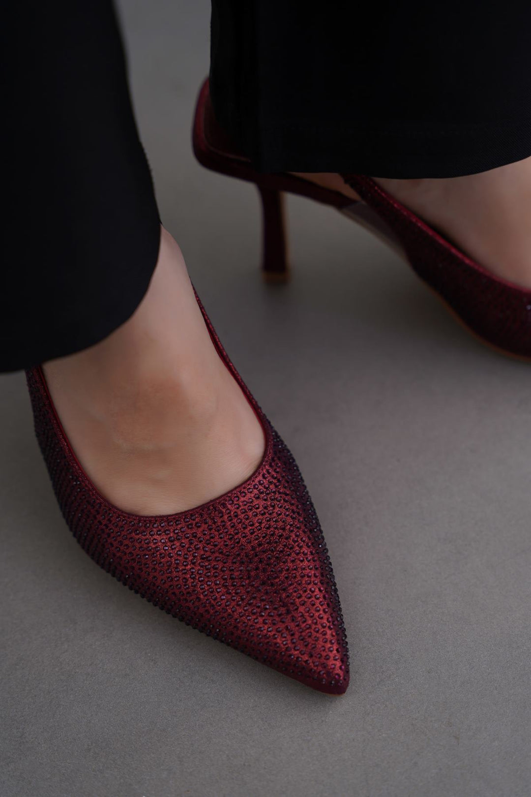 MAROON CRYSTAL SPRAY HEELS