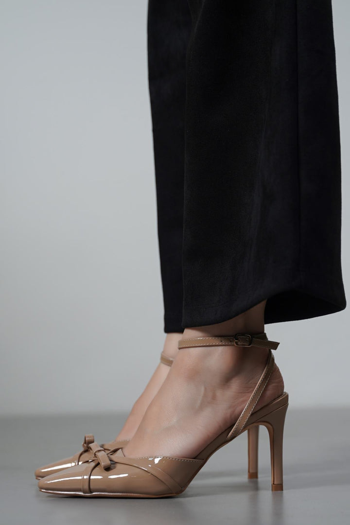 NUDE HOLLYWOOD BOW HEELS