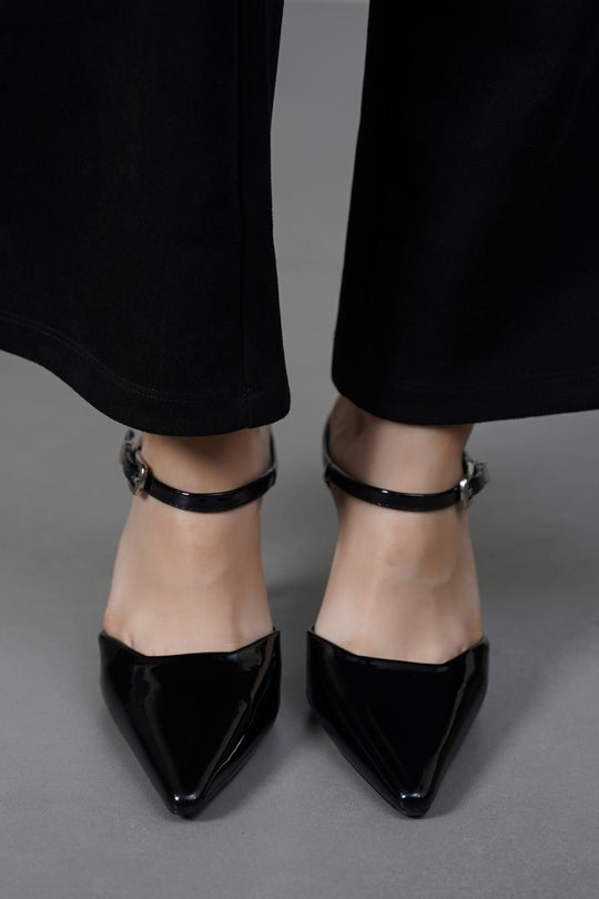 BLACK BROADWAY STILETTO