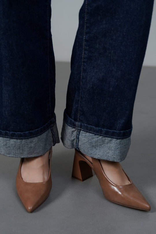 BEIGE LYRIC BLOCK HEELS