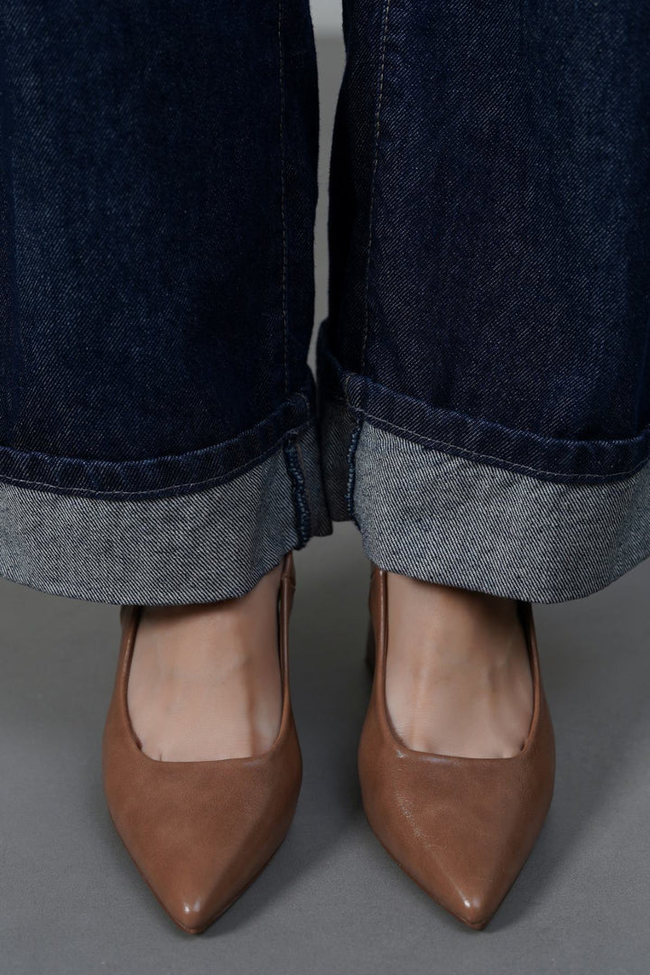 BEIGE LYRIC BLOCK HEELS